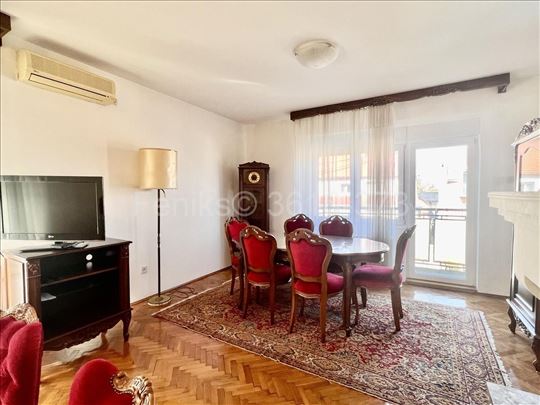 Izdavanje stana Kumodraška 100m2