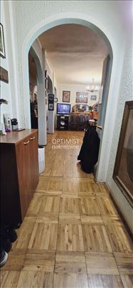 Karaburma, Patrisa Lumumbe, 3.5, uknjižen ID#3390