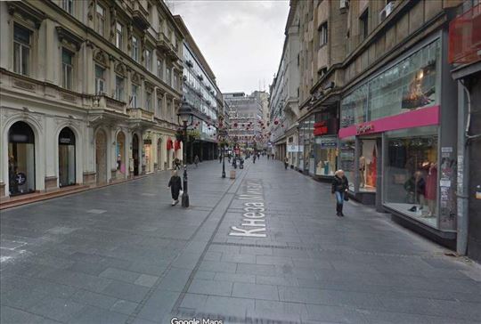 Knez Mihailova 19, salonac, pešačka zona