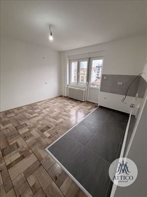 Kompletno renoviran dvoiposoban stan – Grbavica