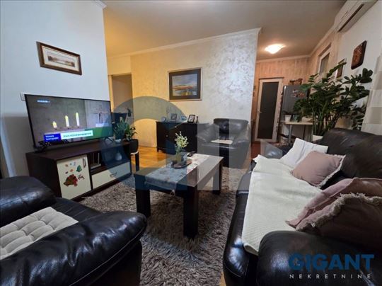 Konjarnik-Ustanička, 75m2, VII, cg