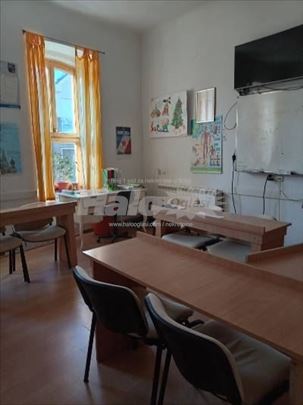 Kuca (stambeno poslovni prostor) u Vrscu