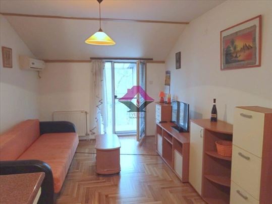 Novi Sad centar 1.5 stan sa parking mestom ID#1590