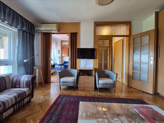 Odličan 2.0 stan 54m2 - Trebevićka/Banovo brdo