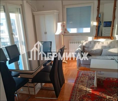 Prelep 2.0 stan u novogradnji