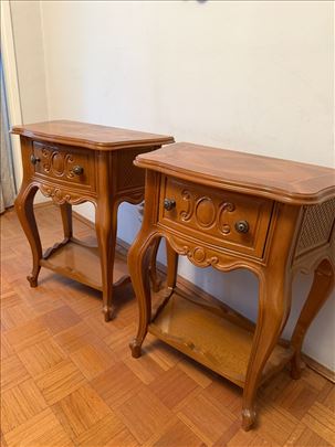 Stilske natkasne u paru