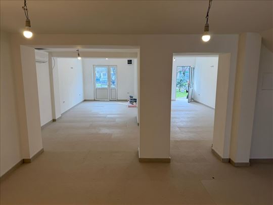 Surčin, Vojvođanska 92m2