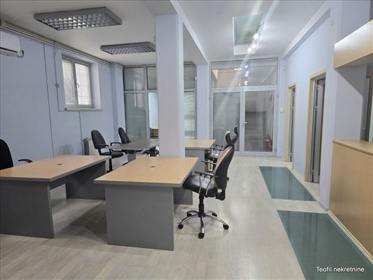 Vračar 145m2 u odličnoj poslovnoj zgradi