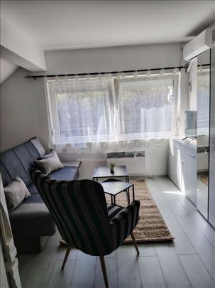 1,0 lux,vlasnik,ne koriscen