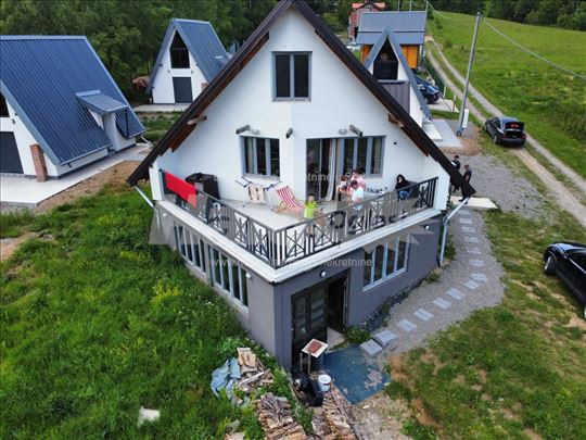 2 Vikendice -Goč - Vrnjačka Banja - Nameštene