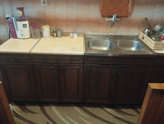 Donji deo kuhinje 