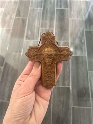 Drveni Krst za kola ili molitvu