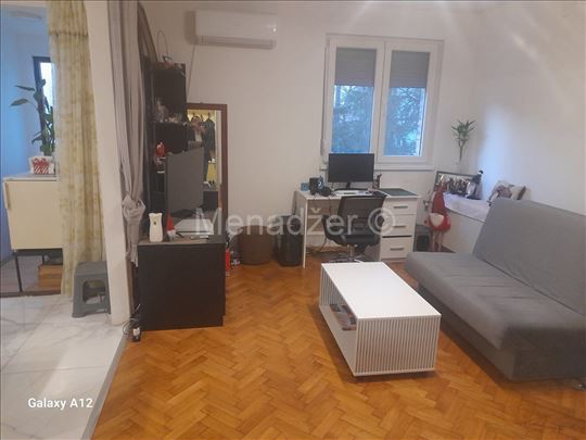 Galenika 2.0 stan - grejanje na struju 57m2; Vpr/2