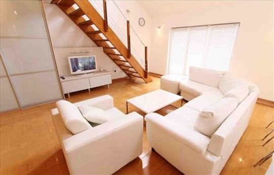 Hilandarska,lux,duplex,sa velikom terasom ID#1988