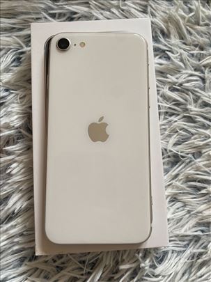 iPhone SE3 extra stanje bat 94%