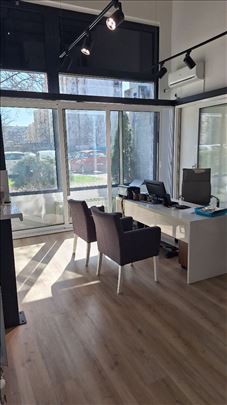 Izdaje se lokal na Novom Beogradu blok 63