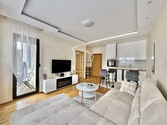 Kompletno opremljen 2.0 stan ID#14476