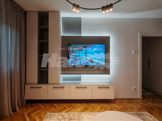 Luks renoviran stan, sve novo, Obilicev venac