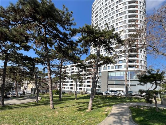 Lux 4.0 u kompleksu Skyline