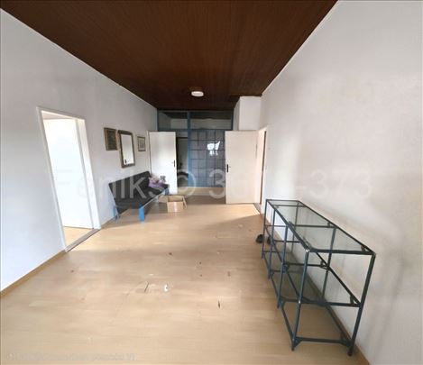 Prodaja stana Prvomajska