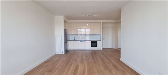 Quartet 4, trosoban, polunamešten, 81m2, garaža