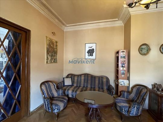 Vračar - Krunska - salonac