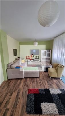 Adice Izdaje Se NameŠten  Ćetvorosoban Stan U KuĆi