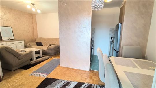 Blok 62, 2,5,Odličan, Sređen, Miran, Terasa