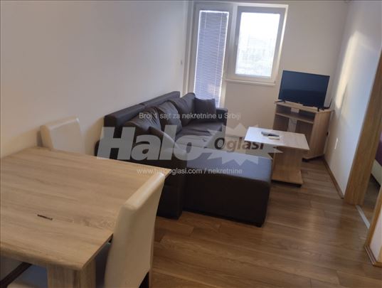 Borca-nov lep namesten stan, aut 95,96,85