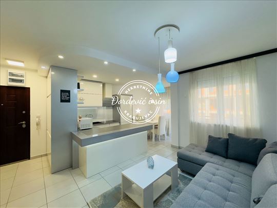 CENTAR Bubanj Jednoiposoban stan 45m2