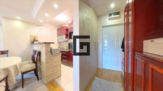 Elegantan duplex 109m² Karaburma – 3 spavaće, 2 te