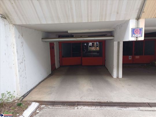 Garaža u novim zgradama 26kvm