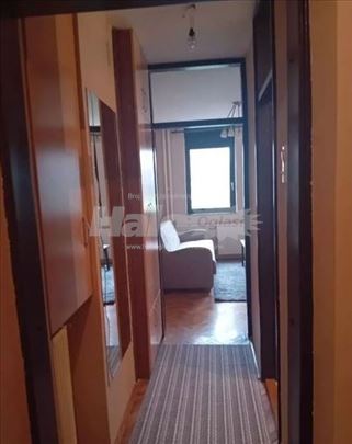 Izdaje se stan u Nišu