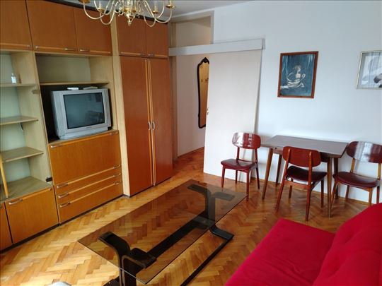 Medaković, R.Simića Cige, 1.0-33m2, namešten. cg