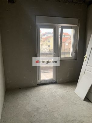 Moderan stan u Kaluđerici - moguć kredit!