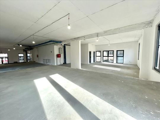 Na prodaju poslovni prostor u novogradnji-Vračar I