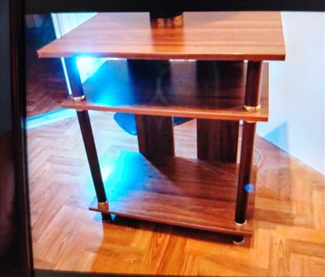 Polica za TV i ostalo