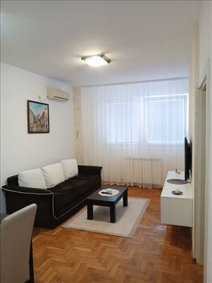 Sannyvile, Renoviran,2.0,38m2, Komletno namešten