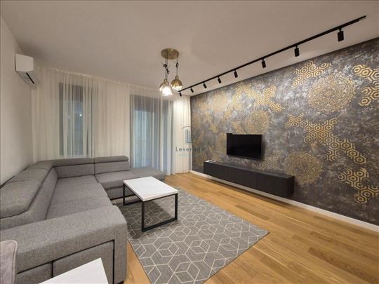 Trošarina, Save Maškovića, 95 m2