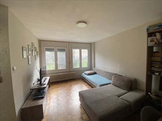 Trosoban stan Novi Beograd, Bulevar Zorana Đinđića