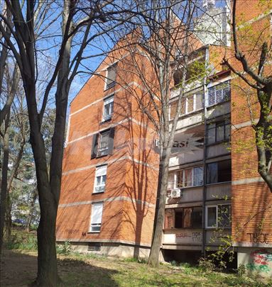 Labudovo brdo Gočka stan sa garažom