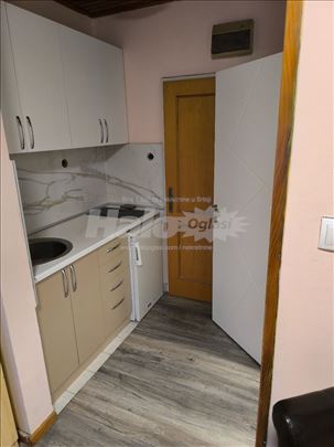 Garsonjera sa pogledom na Dunav