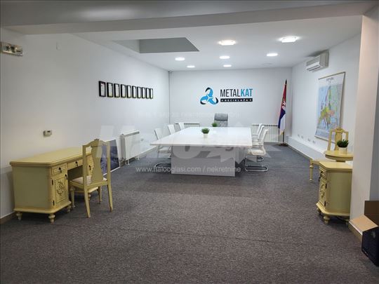 Idealni poslovni prostor na Dedinju od 182m2