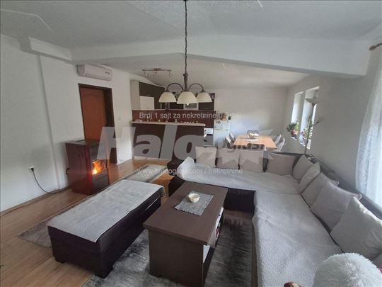 Stan, Raška, 2.5 soba, 72m²