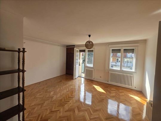 Zemun, Galenika, Petra Jovovića, hitna prodaja ID#