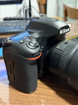 Nikon D750 28k okidanja + 2 objektiva