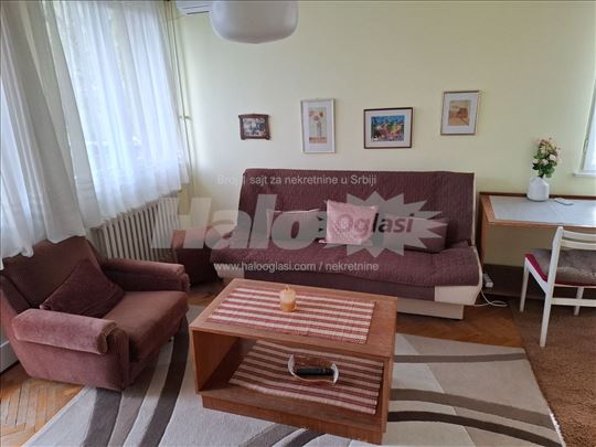 Jednosoban stan, Karaburma