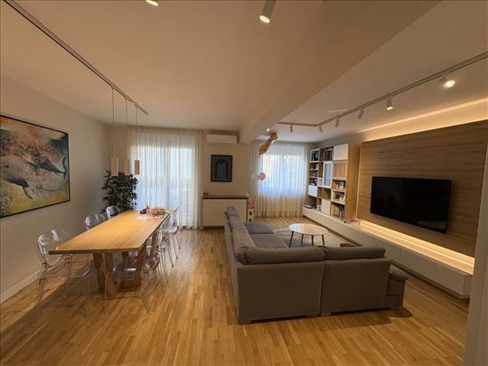Novi Sad, Centar, Stan, 4.0, 108m2
