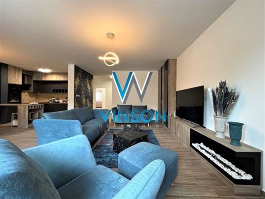 Petrovaradin - Neuseljavan dvoiposoban stan ID#910