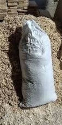 Piljevina u džakovima